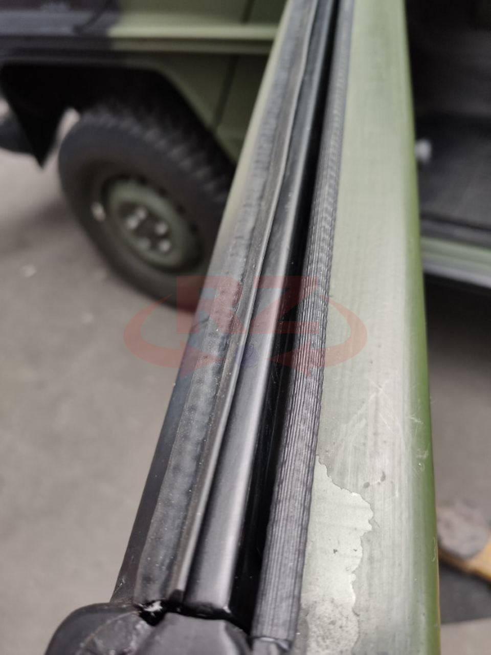 Schutzrahmen Türschacht innen Wolf R+L  Türdichtung p.f. Mercedes Wolf GD 250 W460 W461 W463