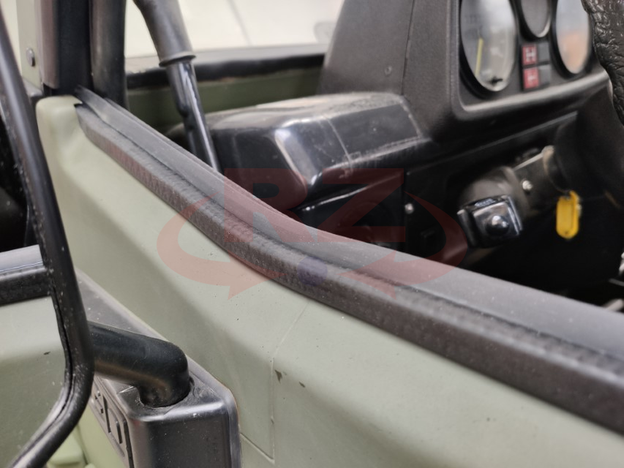 Türdichtung Türschacht aussen Wolf R+L  passend für Mercedes Wolf GD 250 W460 W461 W463